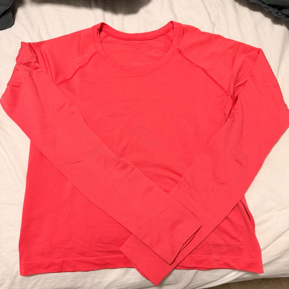 Lululemon Swiftly Tech Long Sleeve Race Length 2.0